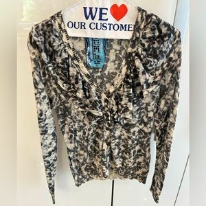 Women’s ruffled cardigan